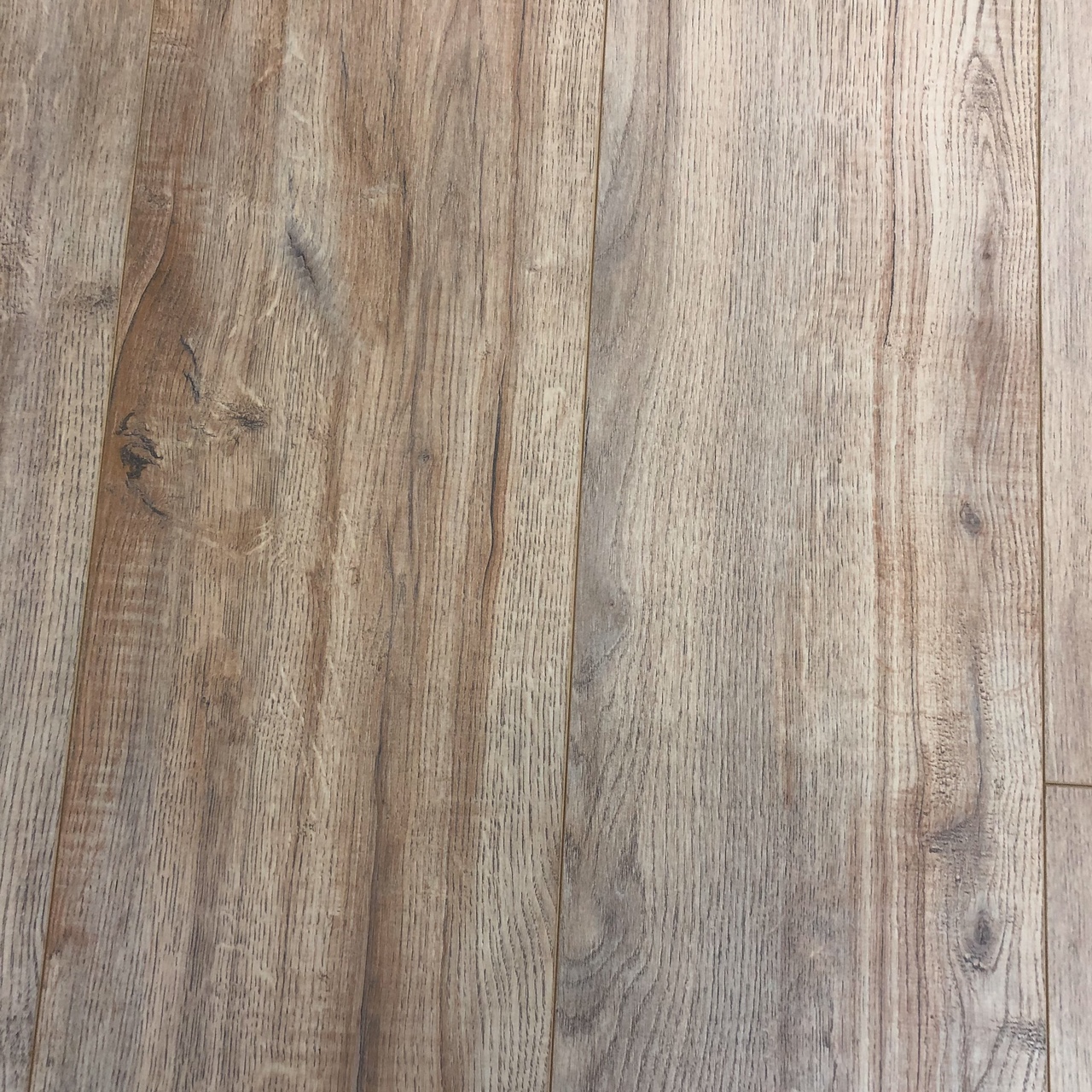 Laminat 18,99€/m² BoDomo Eiche Katalonia – Bild 3